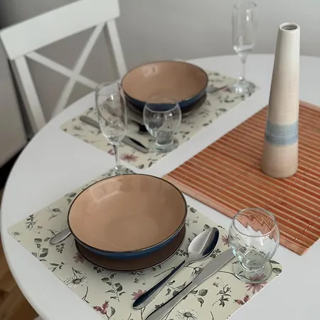 Appartement Casa 20 Cozy New In Near Border And Airports *