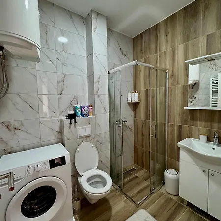 Appartement Casa 20 Cozy New In Near Border And Airports