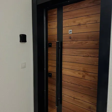 Casa 20 Cozy New In Near Border And Airports * Zvornik