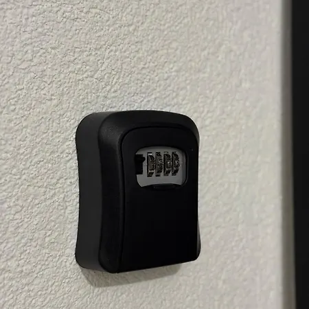 Appartement Casa 20 Cozy New In Near Border And Airports *